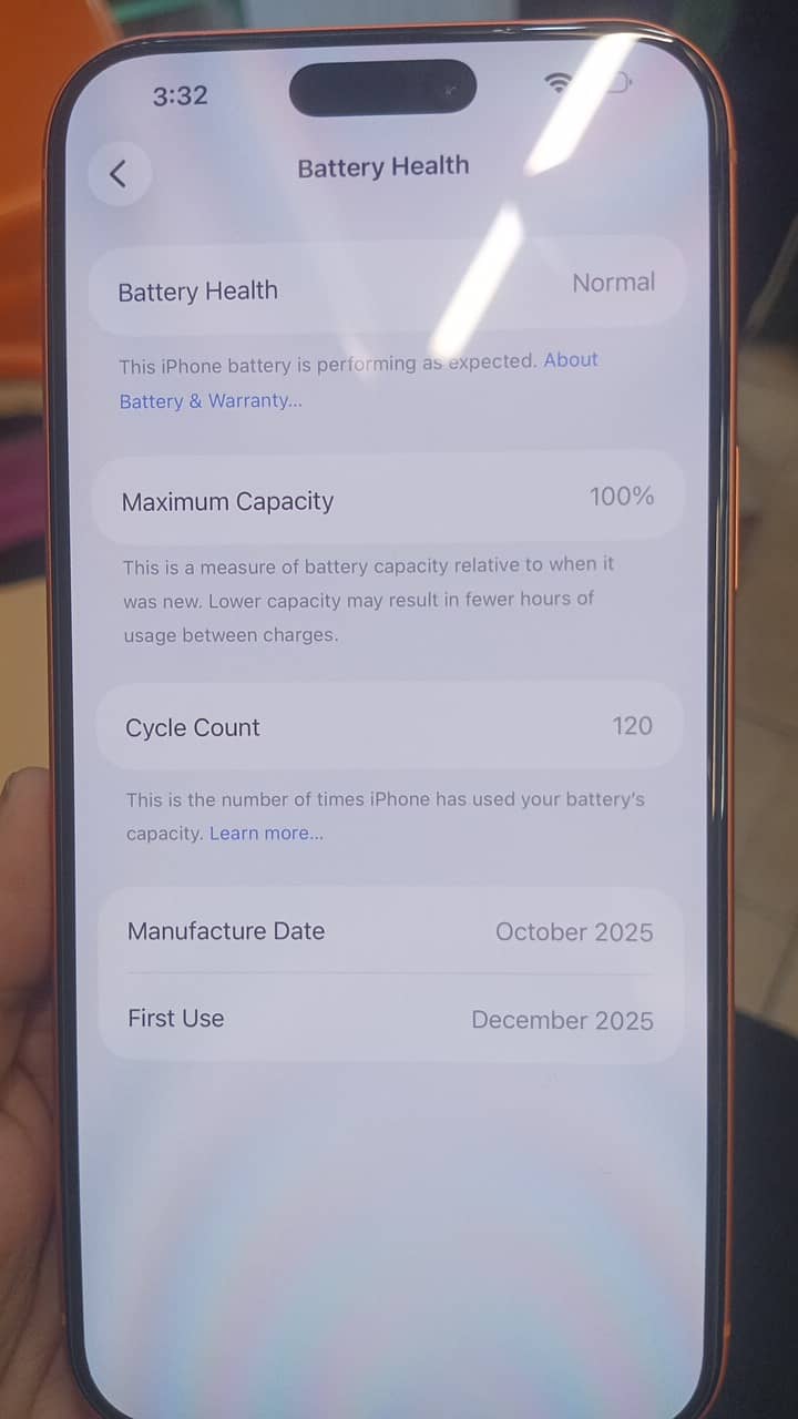 Apple iPhone 17 Pro Max 0