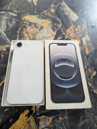 Apple iPhone 16e