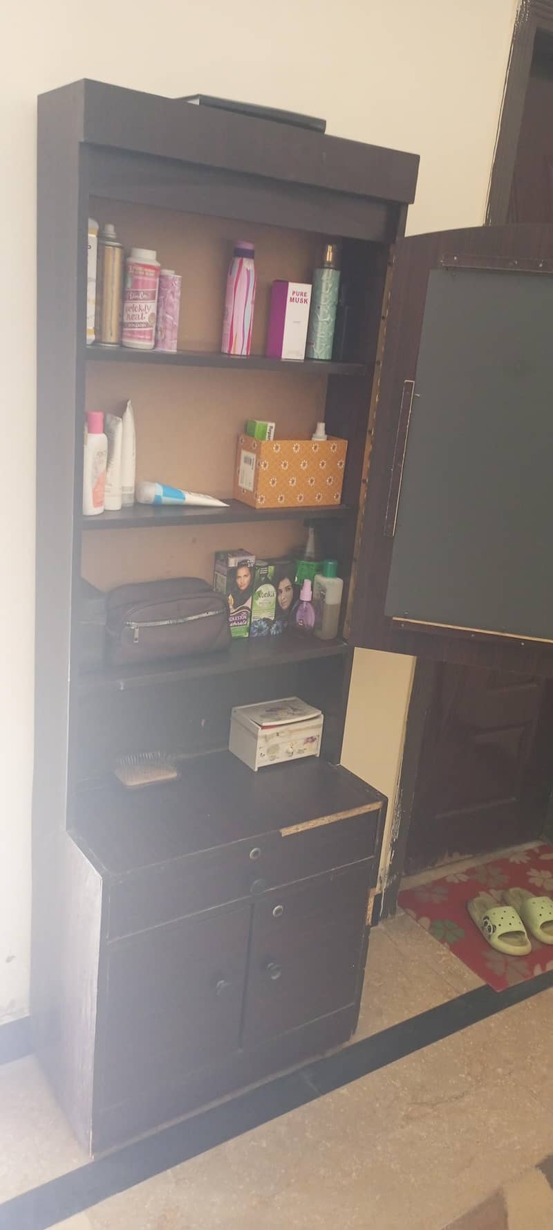 dressing table 4