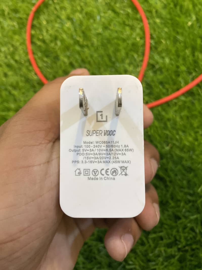 One Plus 9 8/128 8