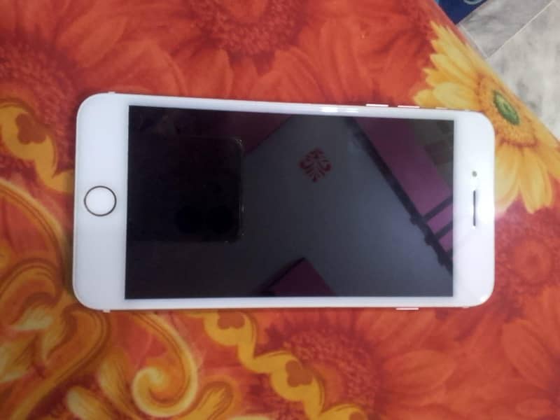 Apple iPhone 7 Plus 4