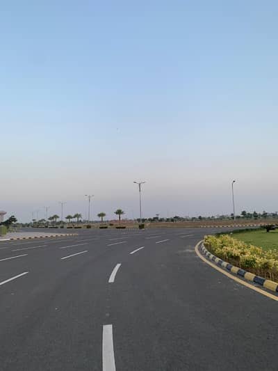 On Excellent Location In Royal Palm City - Block C Of Gujranwala, A 11 Marla Residential Plot Is Available