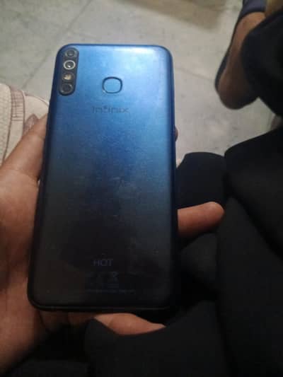Infinix Hot 8