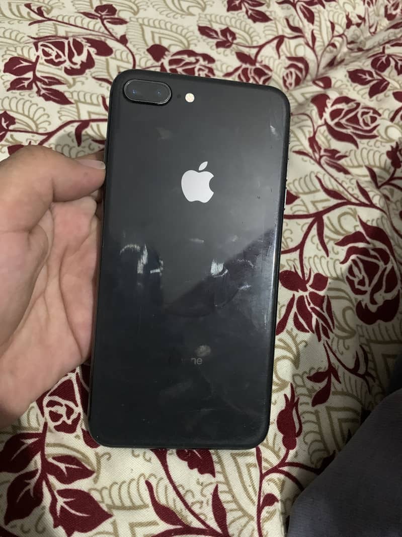 Apple iPhone 8 Plus 0