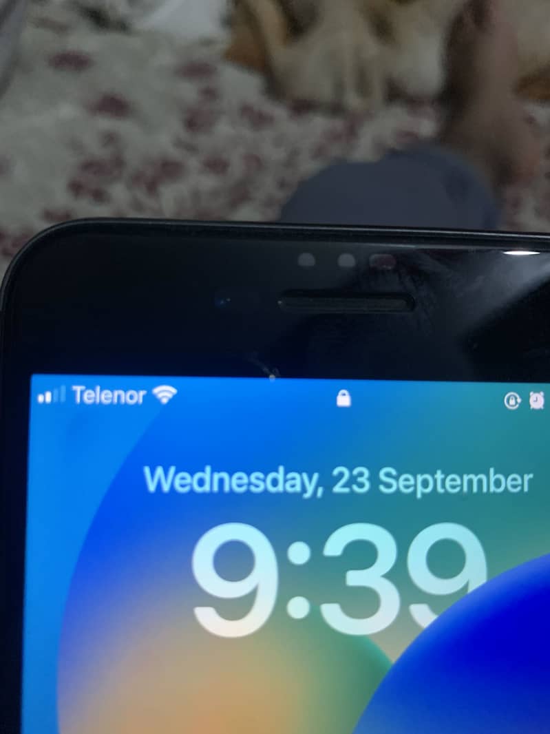 Apple iPhone 8 Plus 4