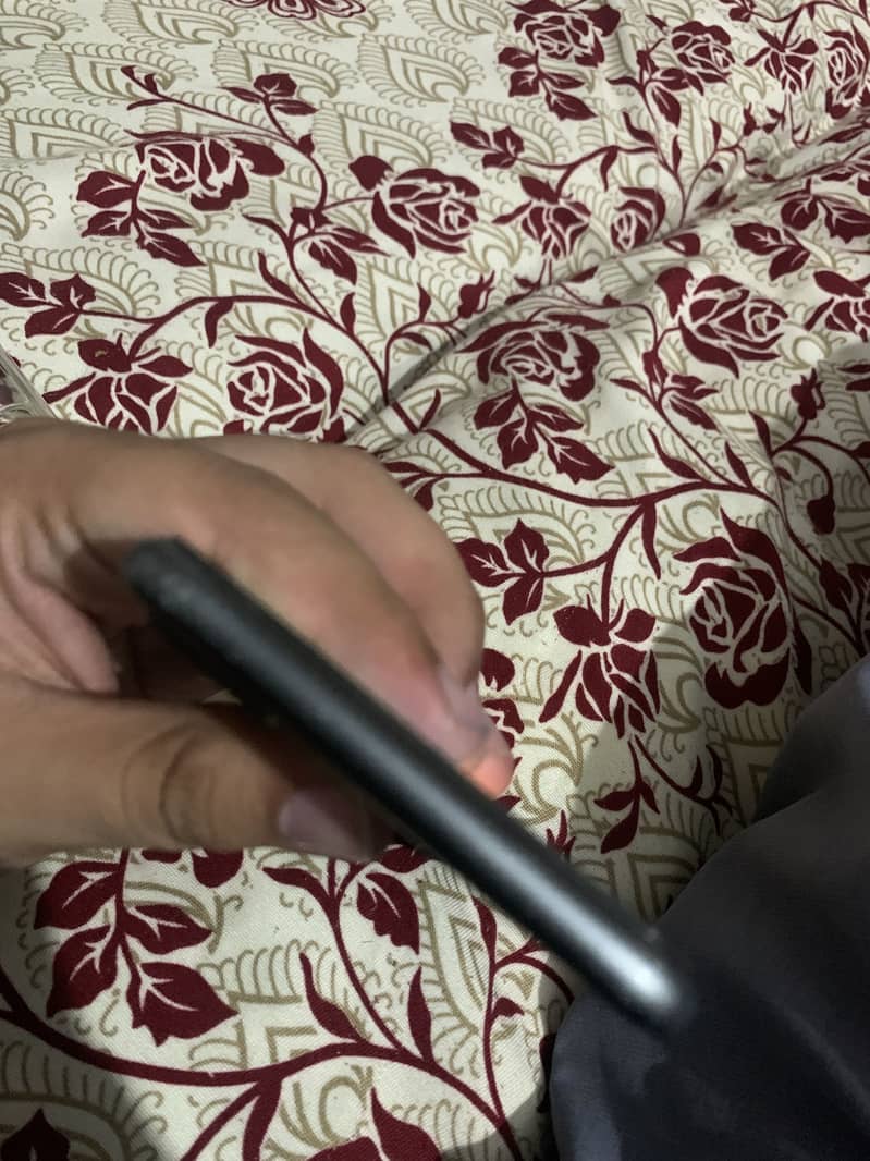 Apple iPhone 8 Plus 6