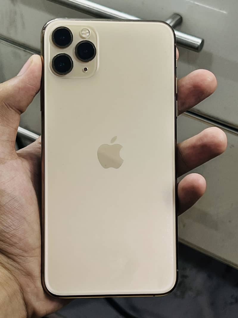 Apple iPhone 11 Pro Max 1