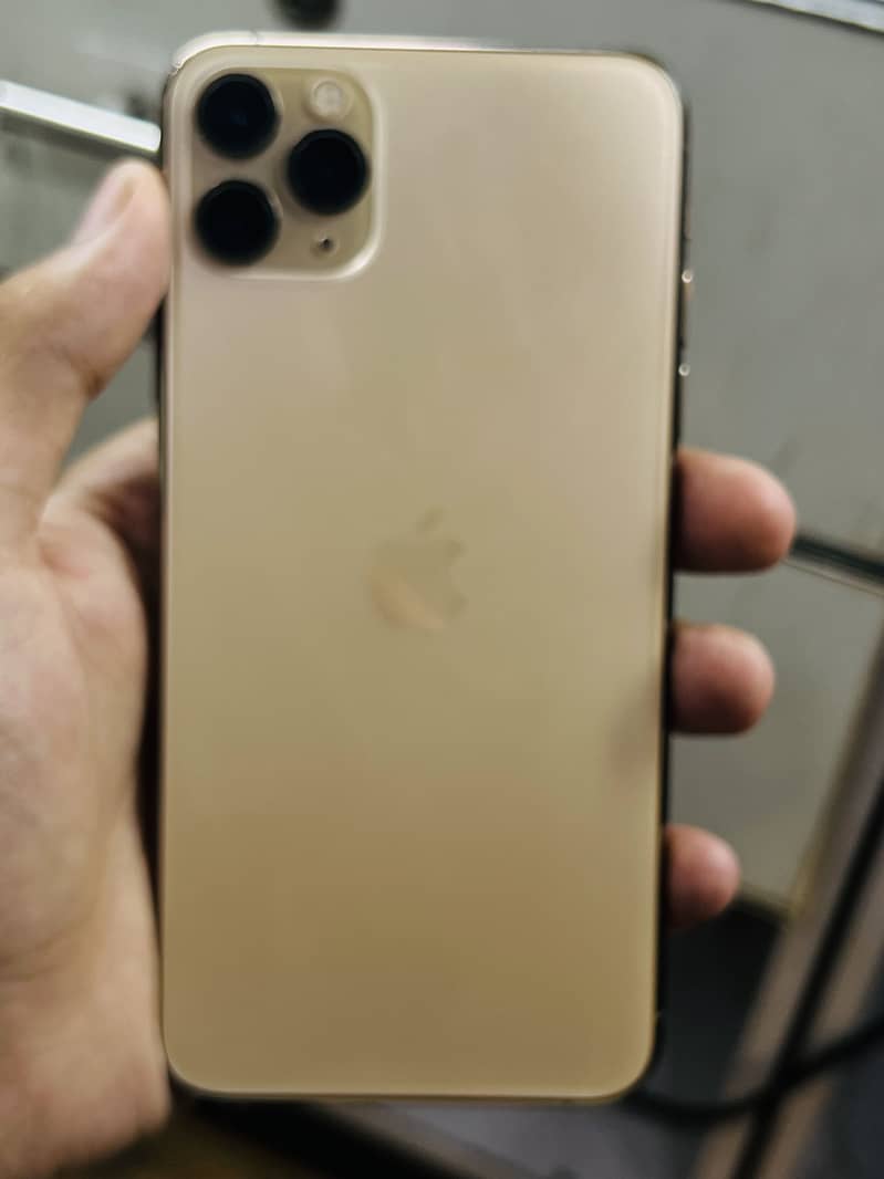 Apple iPhone 11 Pro Max 3