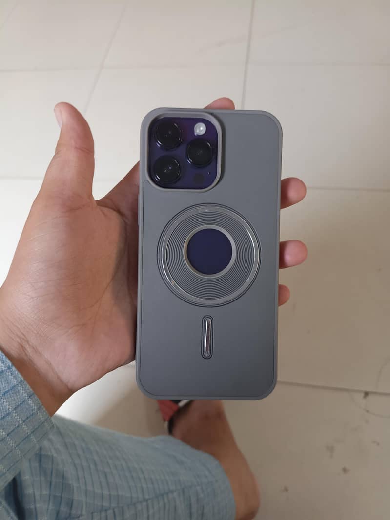 Apple iPhone 14 Pro Max 5