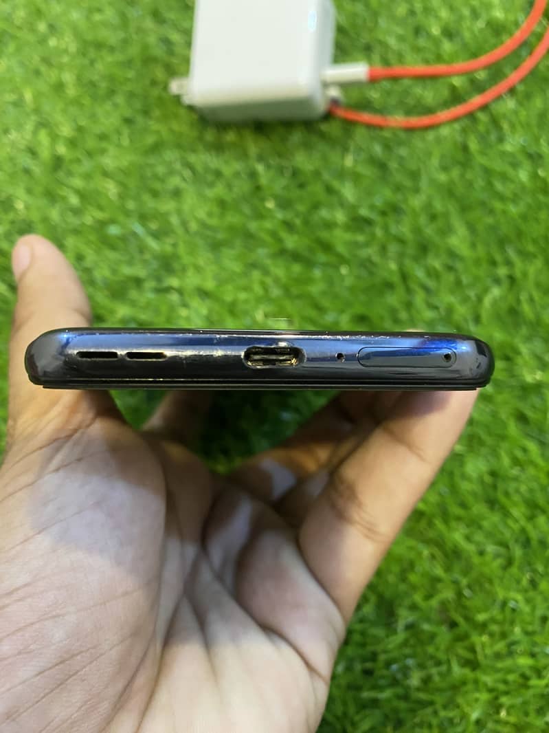 One Plus 9 8/128 5