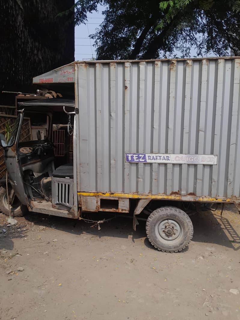 Tez Raftar loder riksha 1