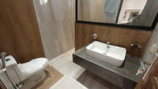 Prime Location 1350 Square Feet Flat available for rent in Garden East, Karachi