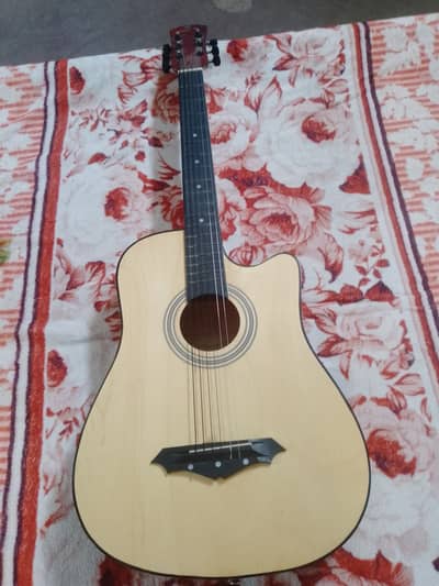 Diamond Medium Size Guitar PRICE Rs. 18,000