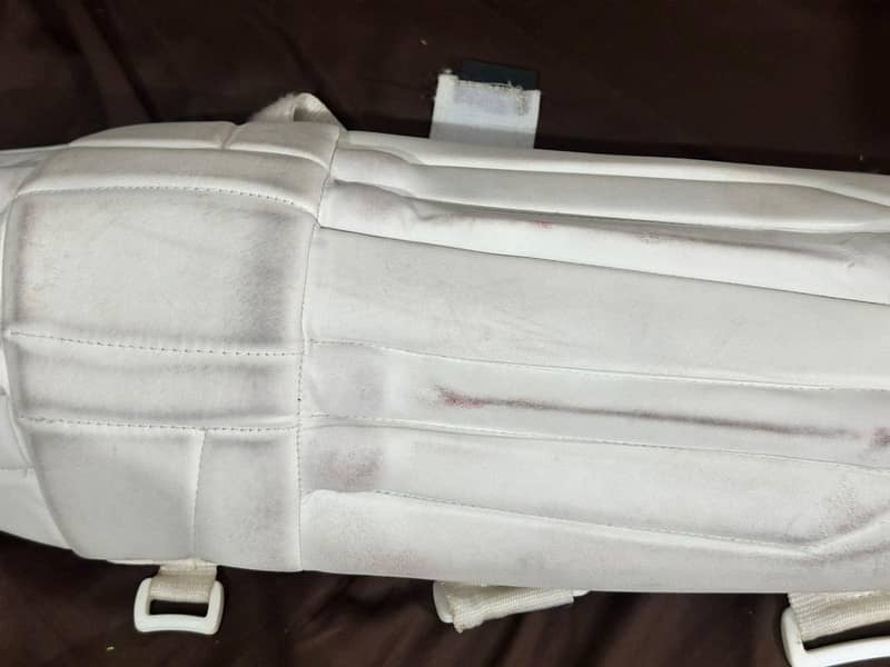 CRICKET KIT 16