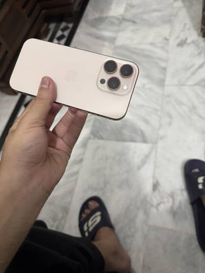 Apple iPhone 16 Pro mdm