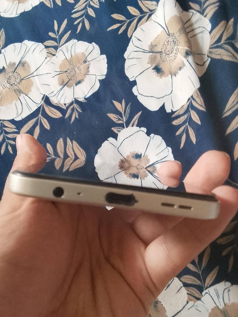 Itel S25 3