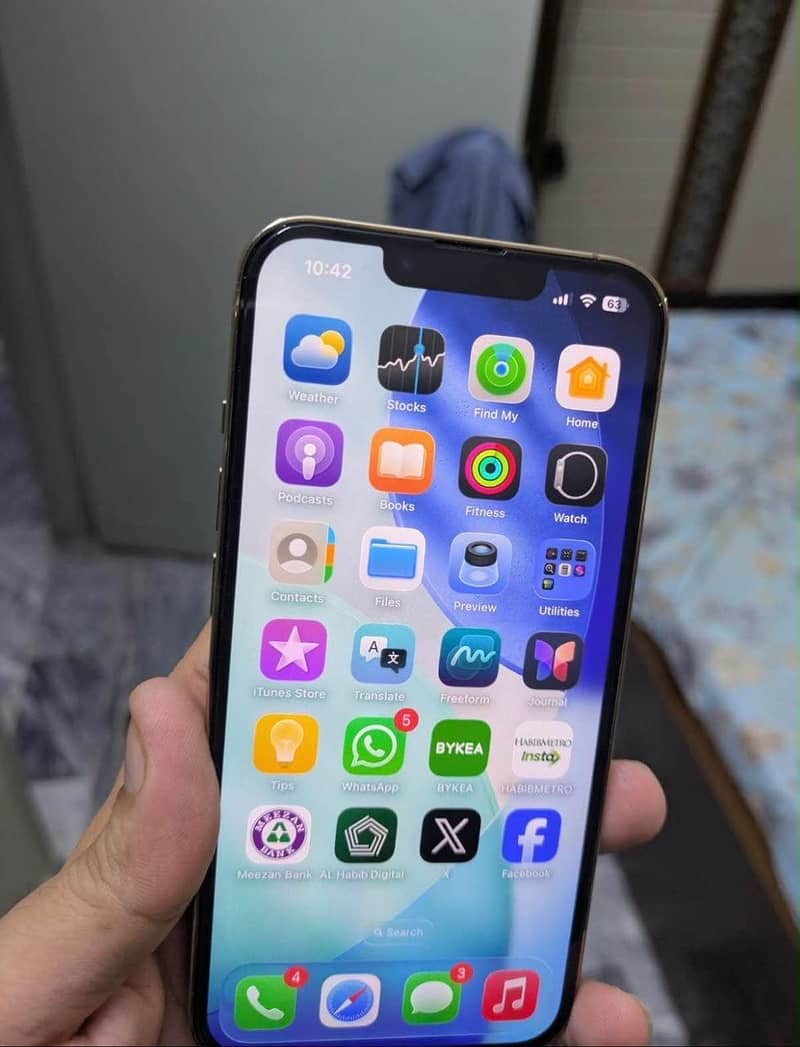 Apple iPhone 13 Pro 3