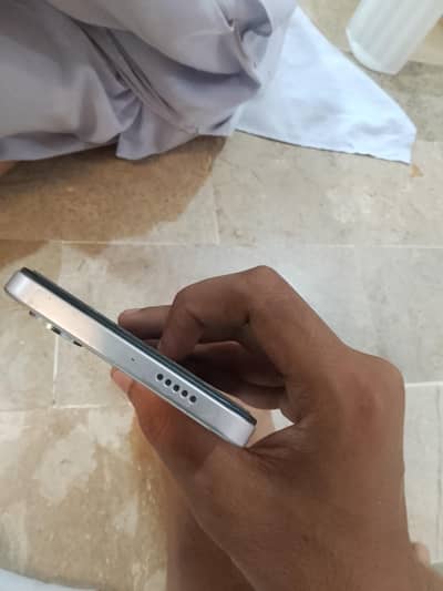 Vivo Y04