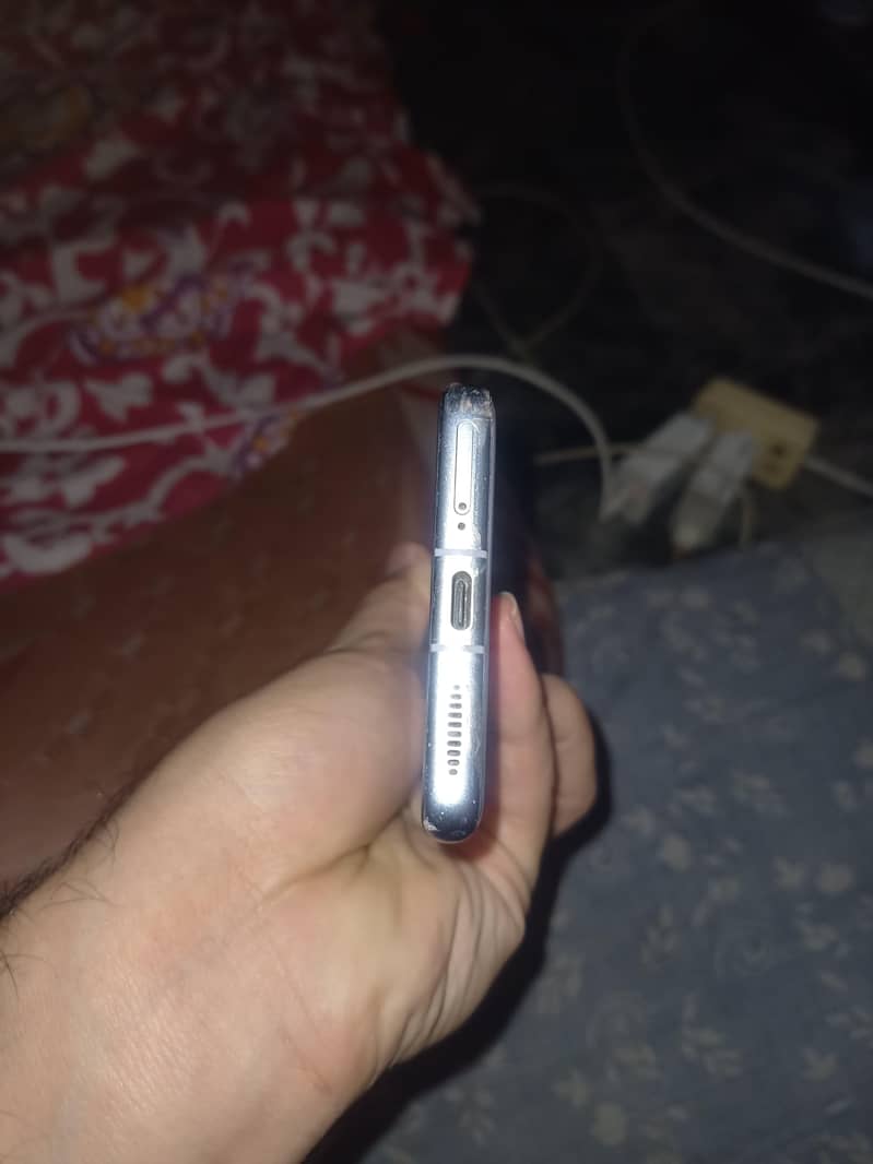 Xiaomi  12 2