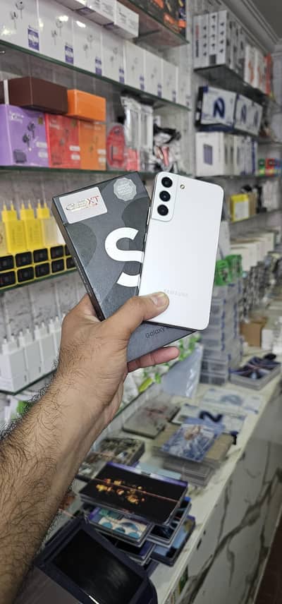 Samsung Mobile S22       PTA approved     03392200046