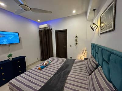short stay/hourly stay