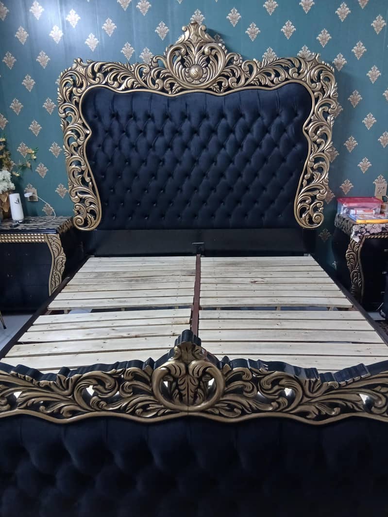 Solid bed chinoti style 0