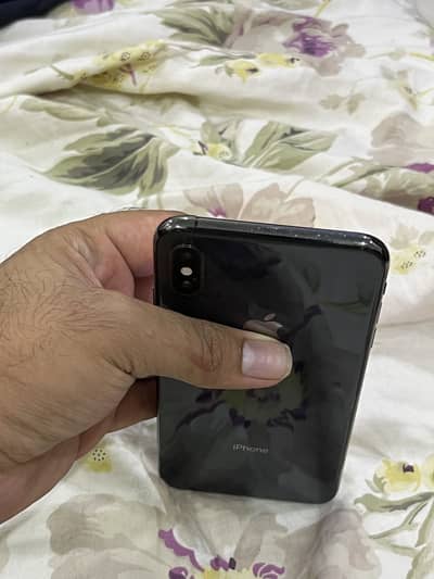 Apple iPhone XS Max waterproof