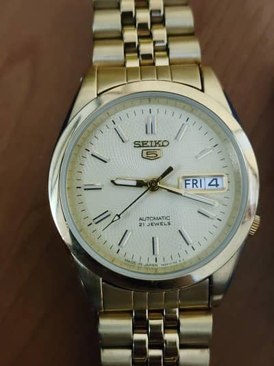 orignal seiko 5 ,automatic, 21 jewel with box