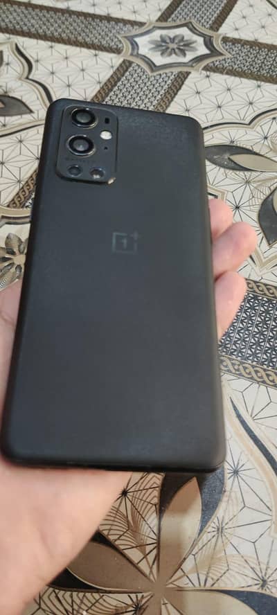One Plus 9 Pro all ok  8+4/256.