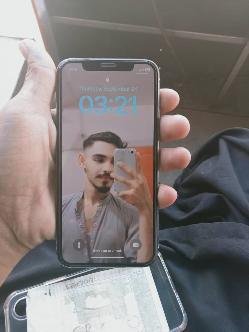 Apple iPhone X 2