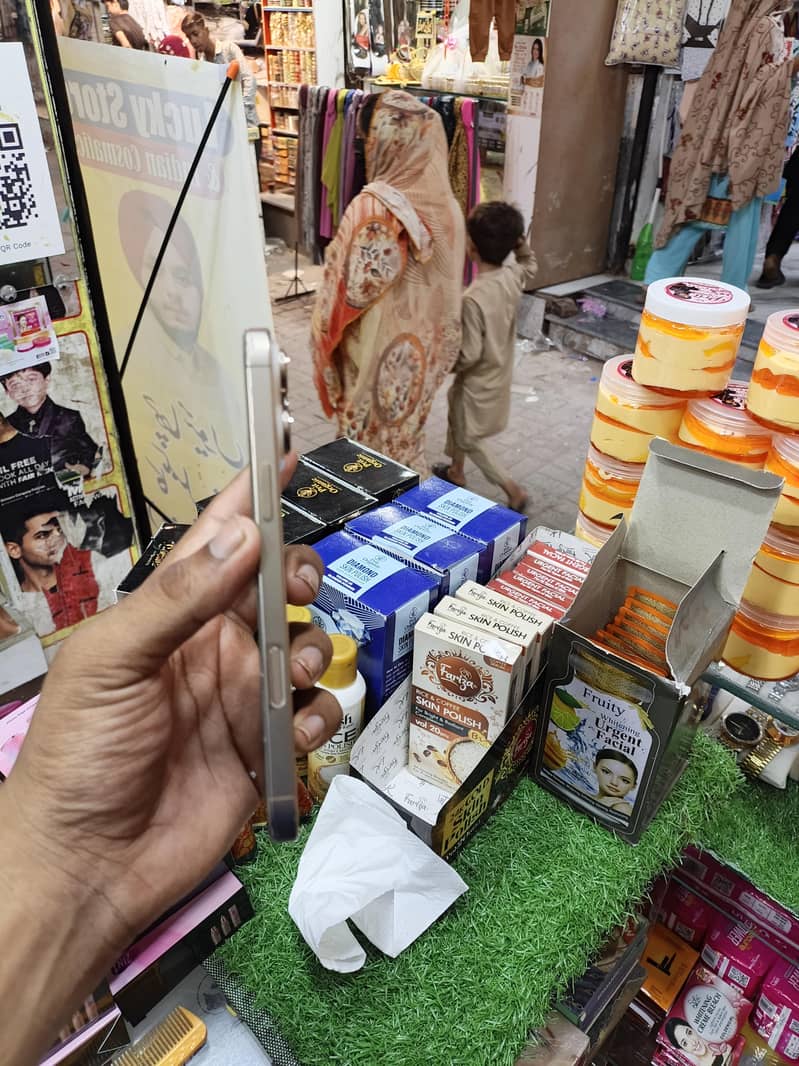 iphone 16 pro max 3