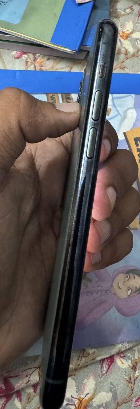 Apple iPhone 11 Pro 1
