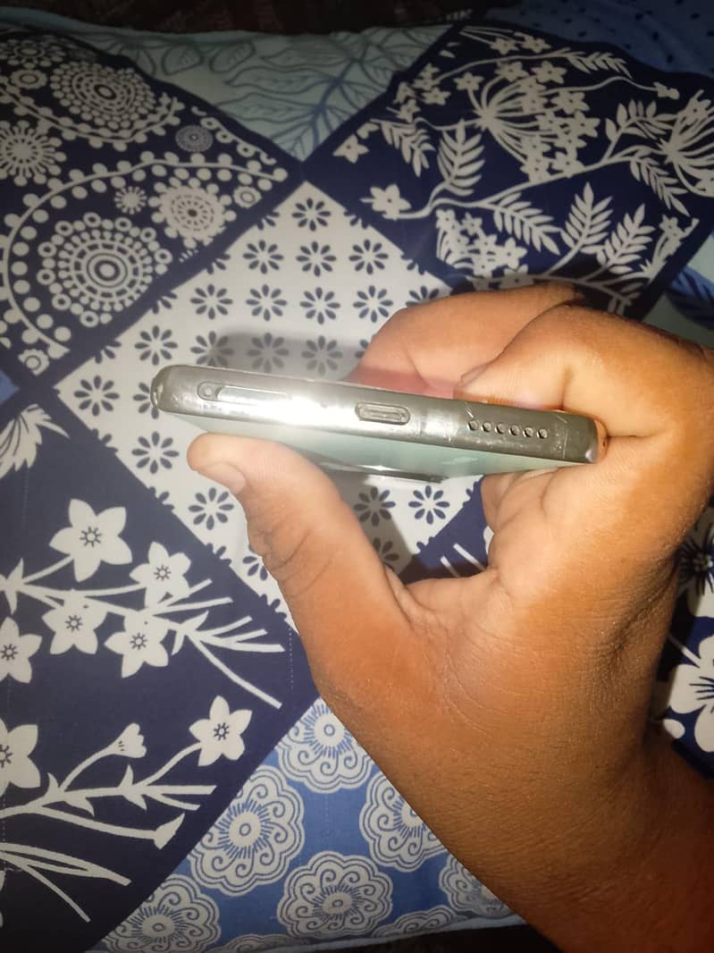 Tecno Spark 20 Pro Plus 2