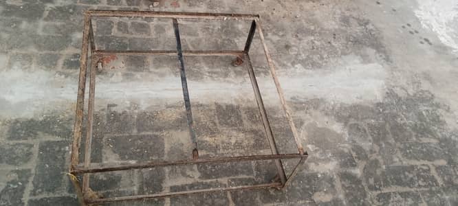 Lahore coller stand 9/ 2.5