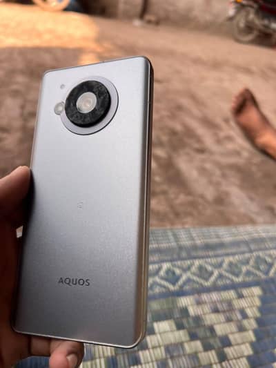 Sharp Aquos Sense7 / exchange possible