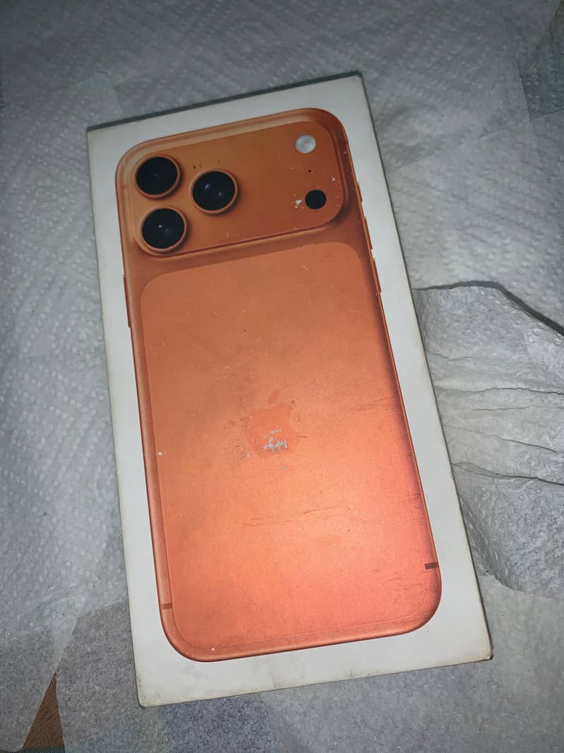 Apple iPhone 17 Pro Max 3