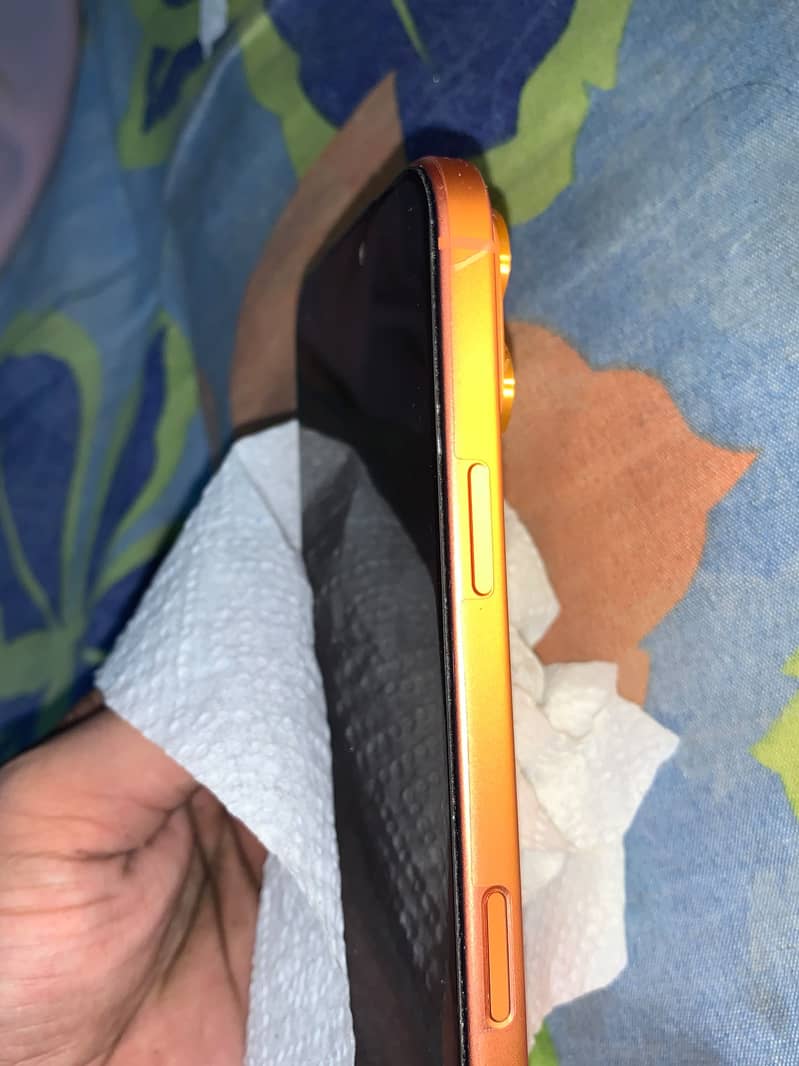 Apple iPhone 17 Pro Max 9