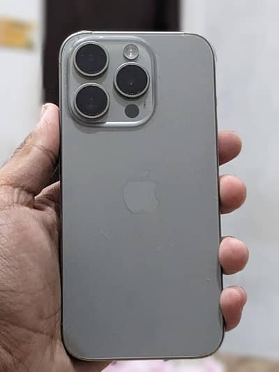 Apple iPhone 15 Pro
