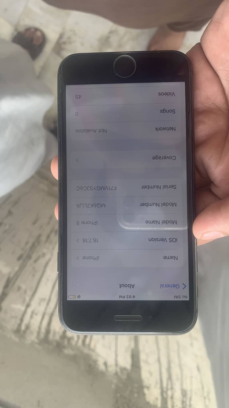 Apple iPhone 8 5