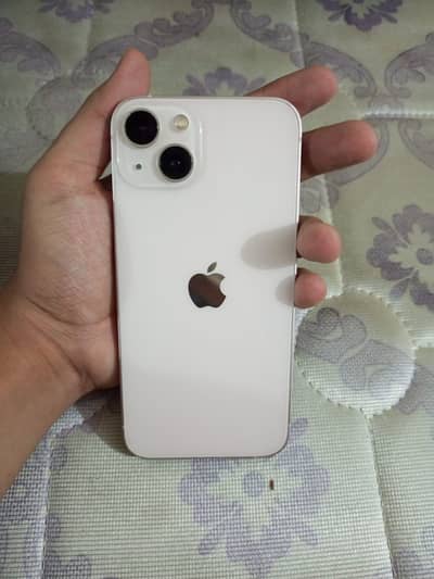 Apple iPhone 13
