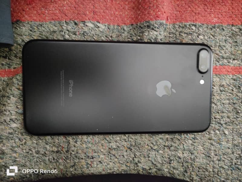 Apple iPhone 7 Plus 0