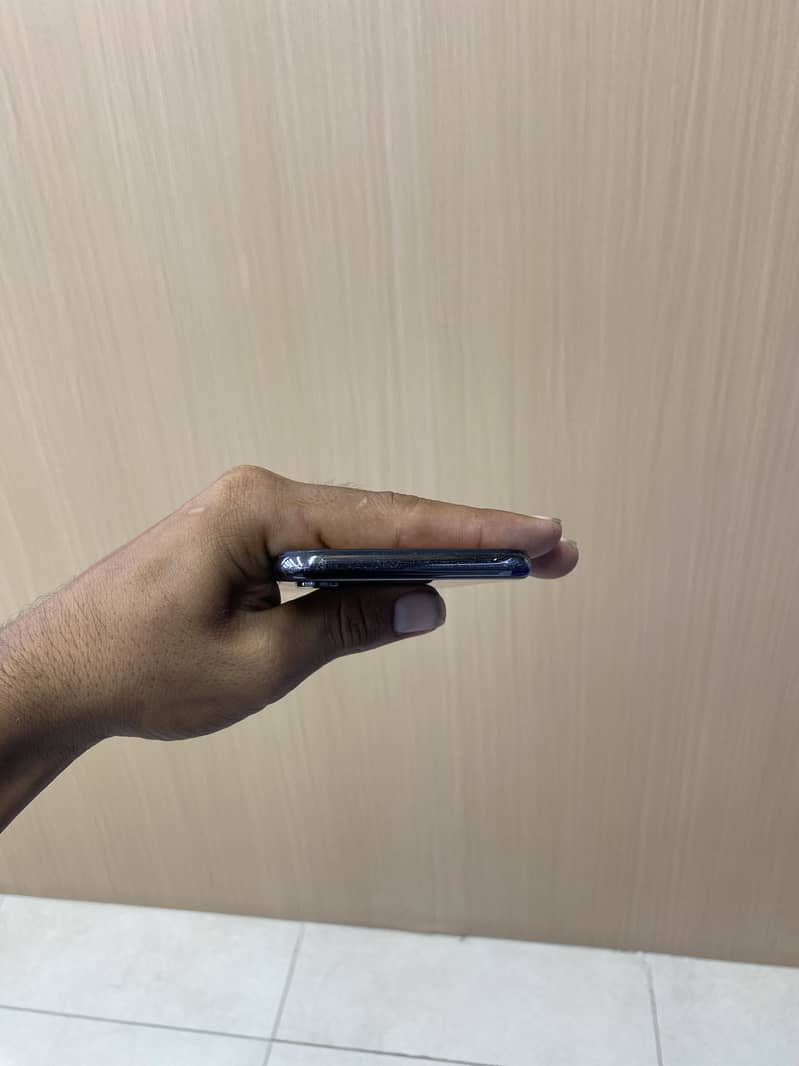Apple iPhone X 0