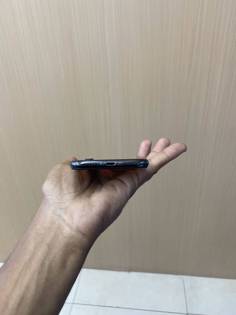 Apple iPhone X 2