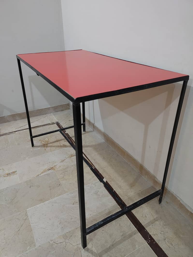 Table and Chairs 3