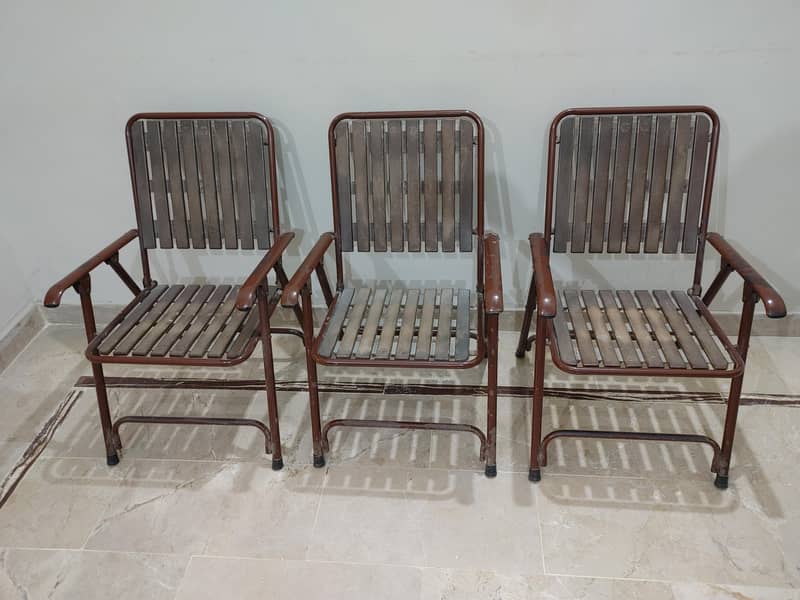 Table and Chairs 4