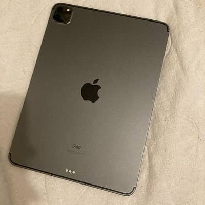 iPad pro m1 chip 3rd generation 128gb 11 inches I pad