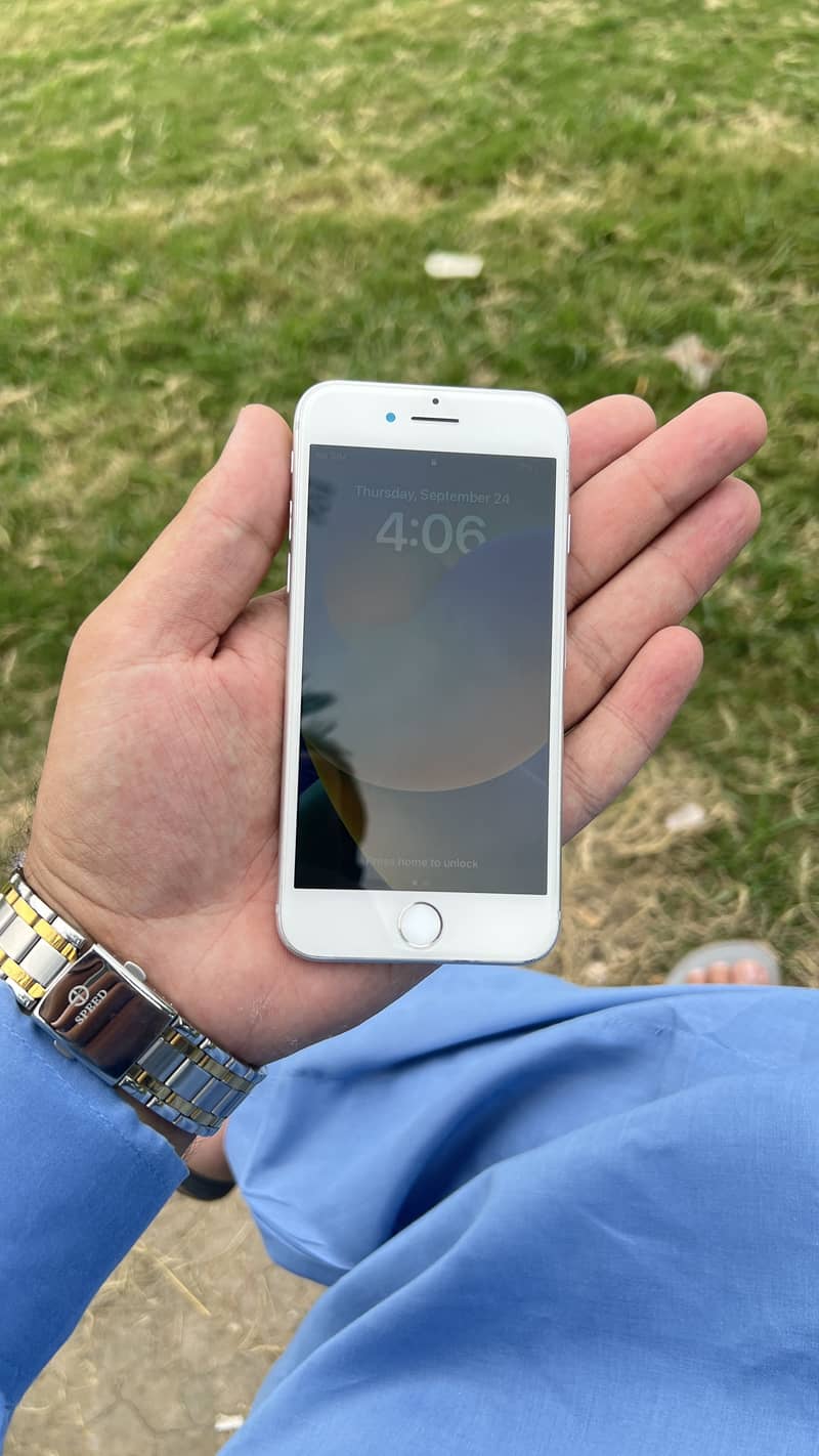 Apple iPhone 8 sim working 3