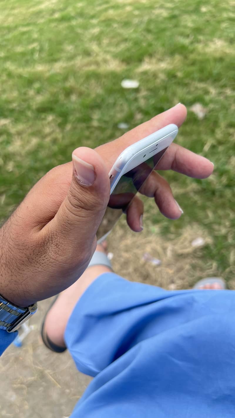 Apple iPhone 8 sim working 5