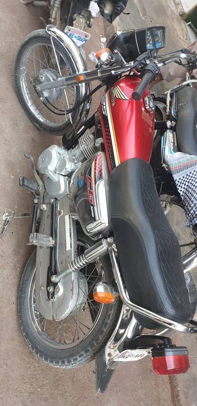 03144990900 Honda CG 125 golden number 8000