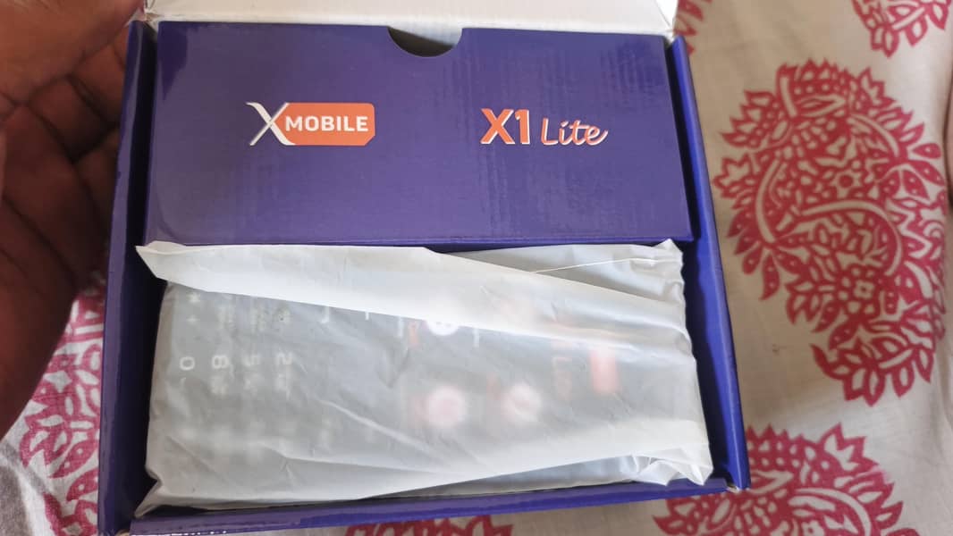 XMobile X1 lite 4